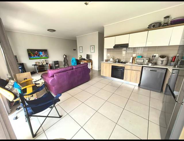 2 BEDROOM APARTMENT FOR SALE IN LINBRO PARK